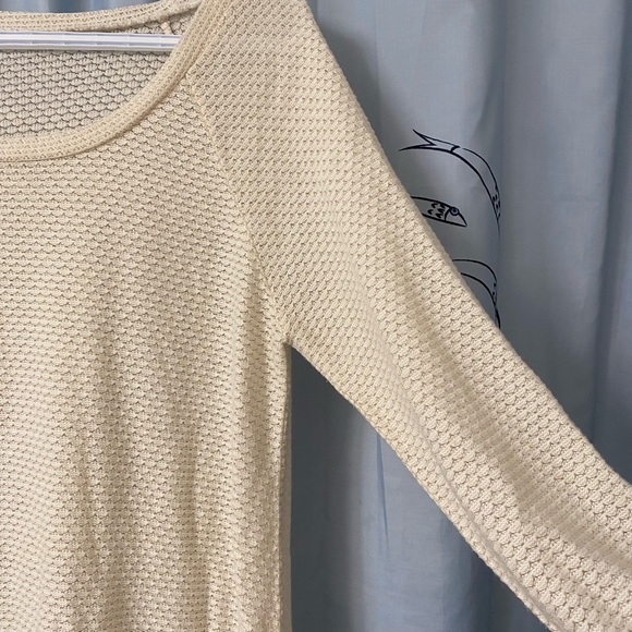 Woman long tee (3 for $30) - Picture 3 of 5